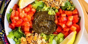 Exploring the Delightful World of Tea Leaf Salad 5