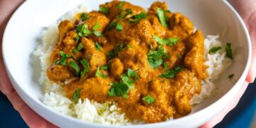 Indian Cooking Hacks: 2 Easy Tips To Adjust Salt In Your Curries! 8