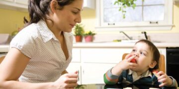 Vulnerable mother and father include program teaching them to raise healthy children 4