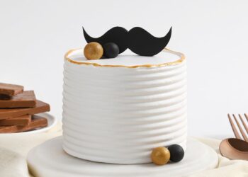 Honor Dad with Mustache-Shaped Dessert This Father’s Day 1