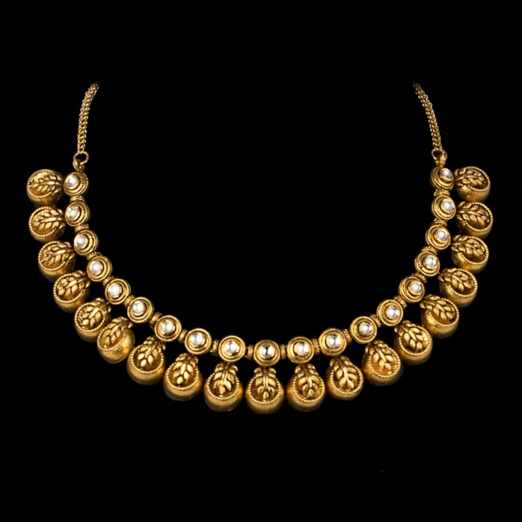 Designer converts Karaganda coal into award-winning jewellery 9