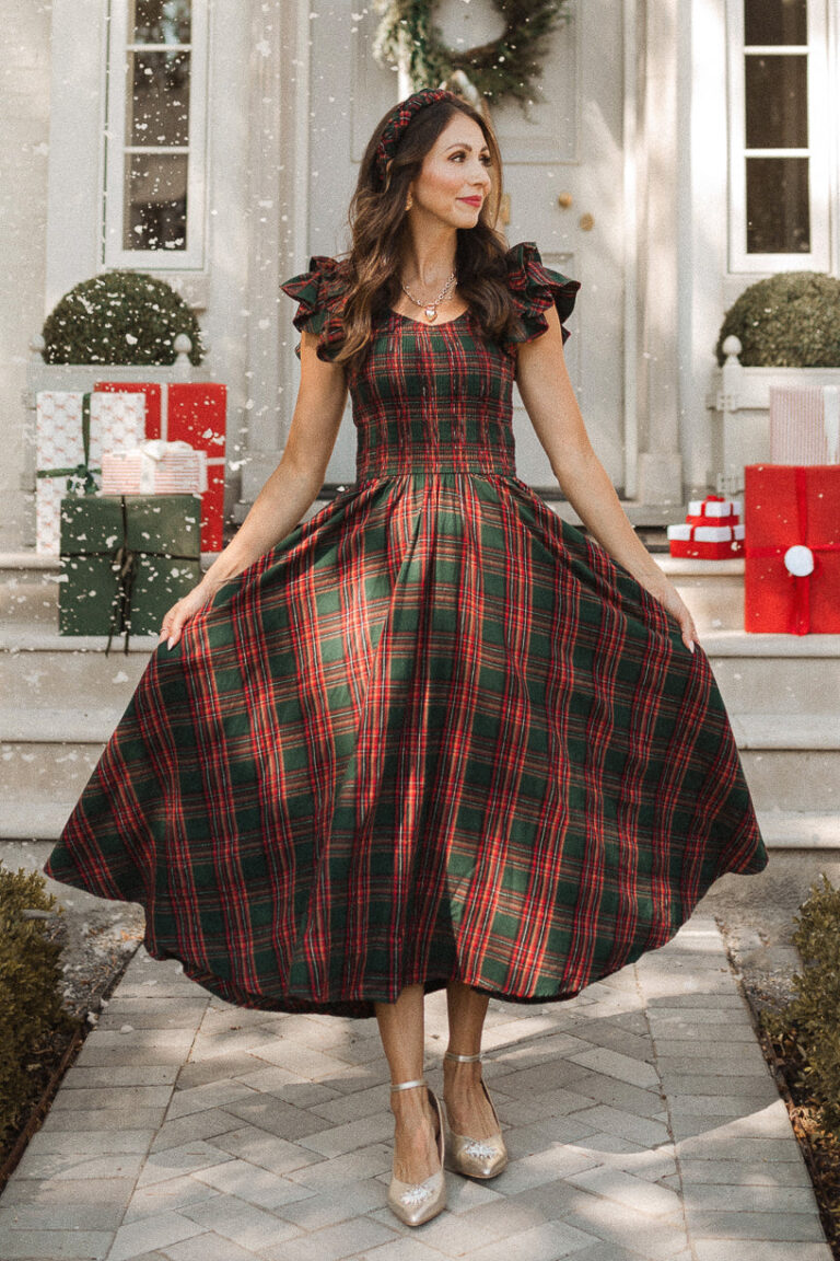 Stylish Holiday Fashion: Green Plaid with Red 7