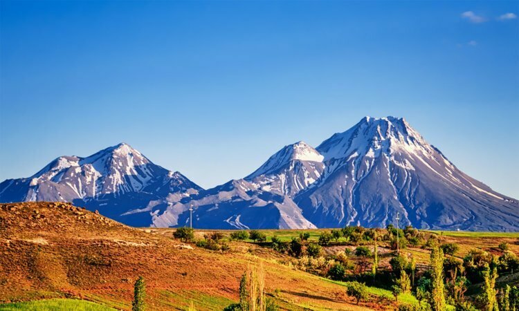 Search begins in Pakistan for 2 missing on international's ninth-highest mountain 9