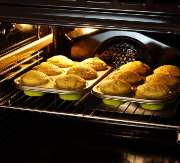Different Ways an Oven Can Ruin Your Baked Goods 4 Different Ways an Oven Can Ruin Your Baked Goods 4