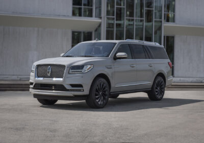 The Lincoln Navigator - A Legendary Car With an Unbeatable Price 98