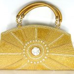 Marvelously Useful Tips to Buy Women's Designer Handbags Online 15