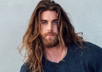 How to Grow Your Hair Long