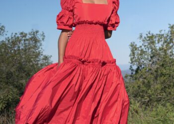 10 Stylish Ways to Rock a Robe Dress