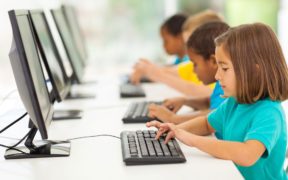 Computer Technology in Education and Its Effectiveness 4
