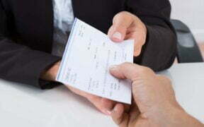 Incredibly Useful Tips to Stop Living Paycheck to Paycheck 2