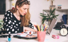 Advertising in China through beauty blogger 17