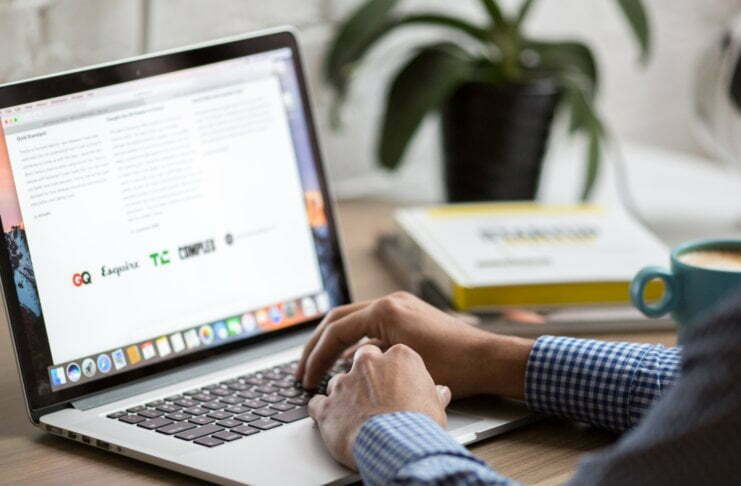 BlackBerry misses forecasts as software & professional services sales witness Home 5