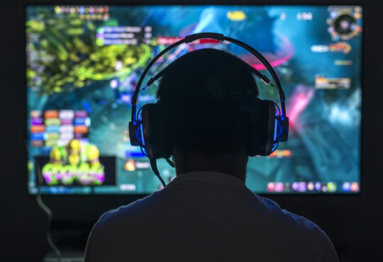 Gadgets You Will Need To Start Playing Online Games 17