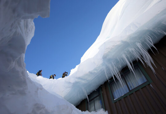 Snow easing after affecting travel in deep south video 35