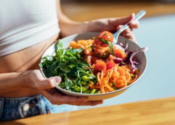 7 Diet Tips Every Woman Must Follow Before And After Delivery